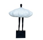 فتاة السحاب