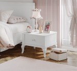 كمدينو خشبي أبيض