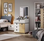 سولد تسريحة مع مرآة