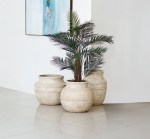 مركن أشجار كبير