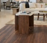 طاولة جانبية